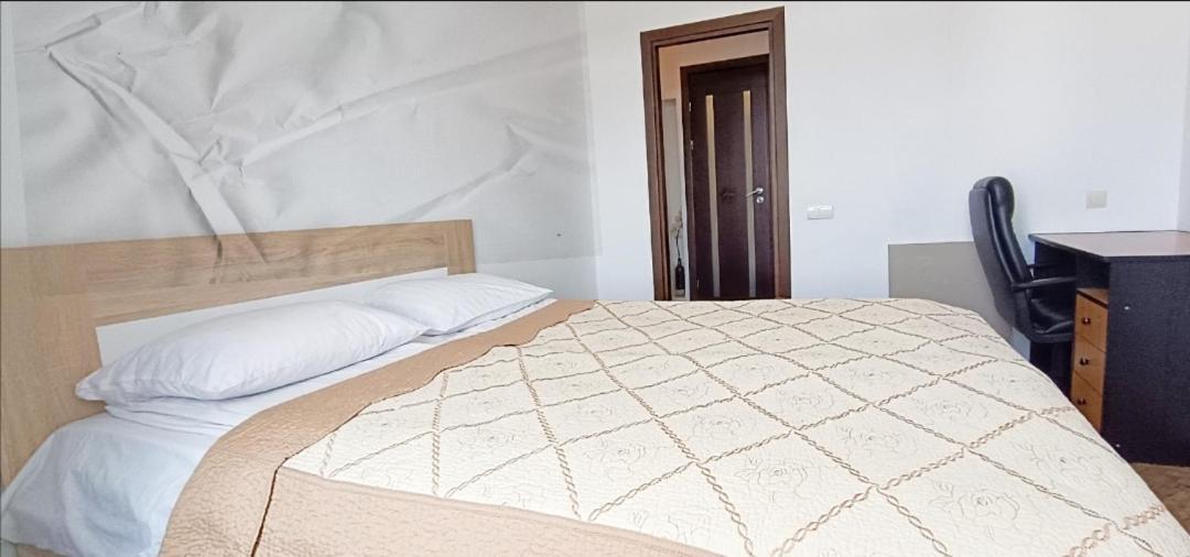 Апартаменти В Центрі На Галицький Для Чотирьох Lviv Extérieur photo